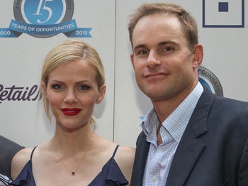 151004-news-roddick.jpg