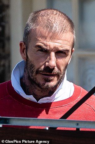 28290286-8310509-Hair_transplant_rumours_The_star_s_famous_mane_was_lacking-a-1_1589279444584.jpg