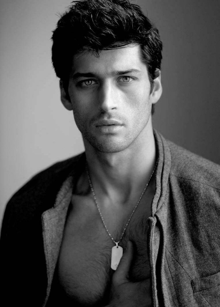 7198dd448c8674510f0b58b71d42aef5--greek-male-models-greek-men.jpg