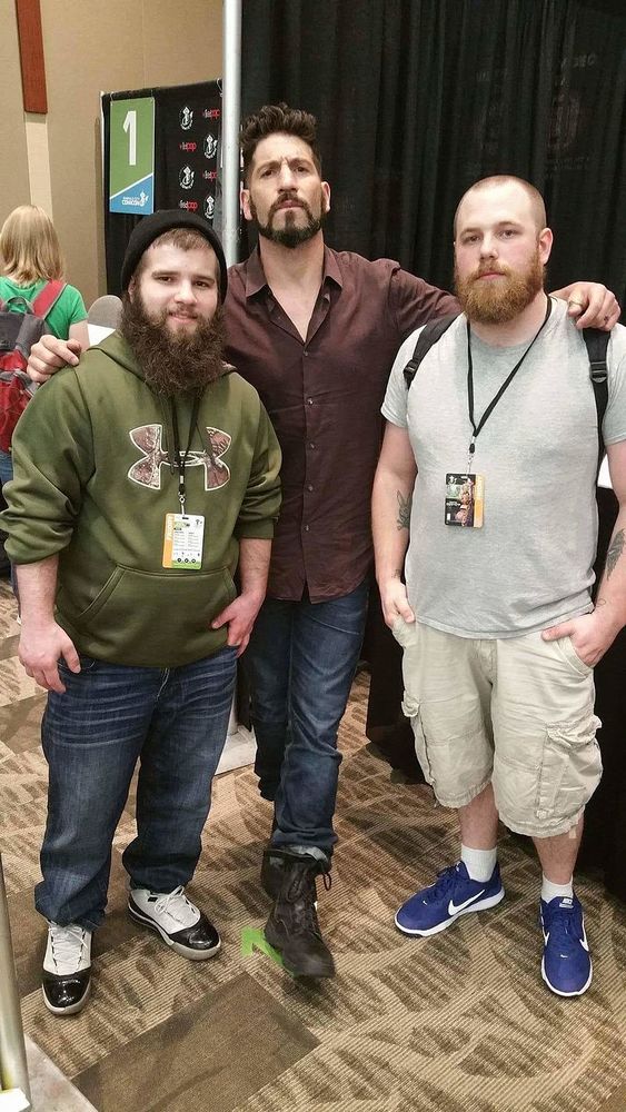 800px-Jon_Bernthal_ECCC_2016.jpg