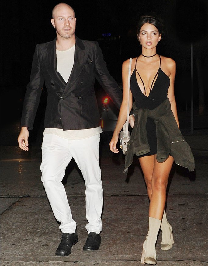 efault%2Ffiles%2Fstyles%2F684xflex%2Fpublic%2Fimages%2F2016%2F08%2F080316-emily-ratajkowski-lead.jpg