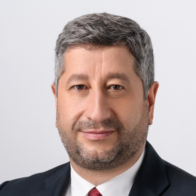 Hristo-Ivanov-4.jpg