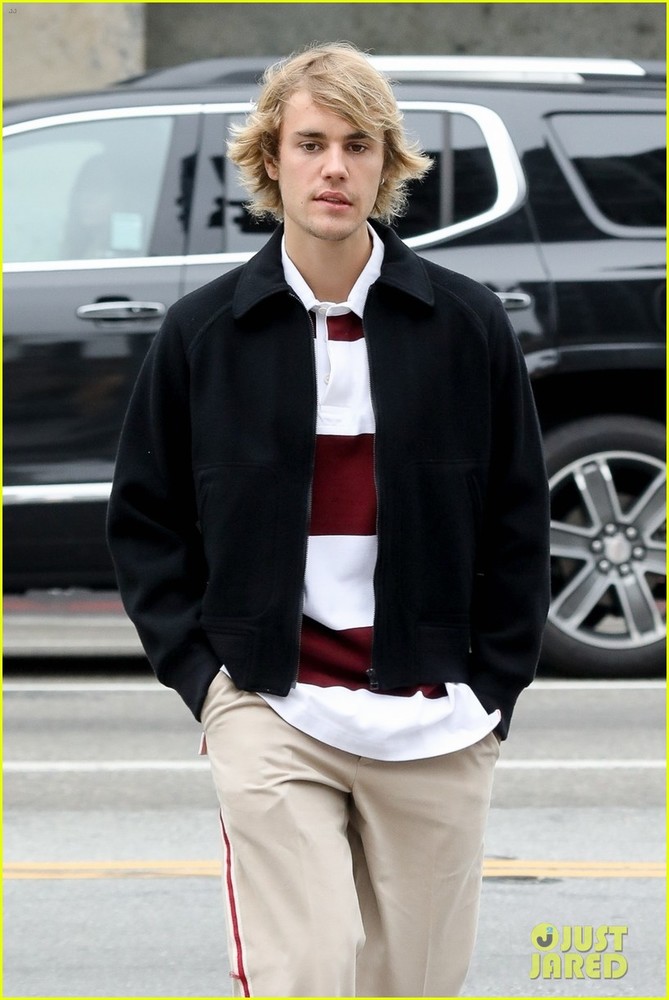 justin-bieber-breakfast-april-2018-02.jpg