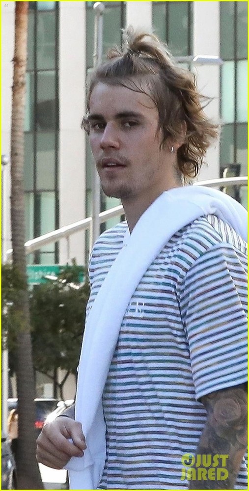 justin-bieber-soulcycle-class-march-2018-03%20copy.jpg