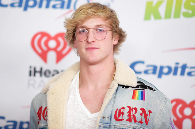 logan-paul-dec-1-2017-a-billboard-1548.jpg