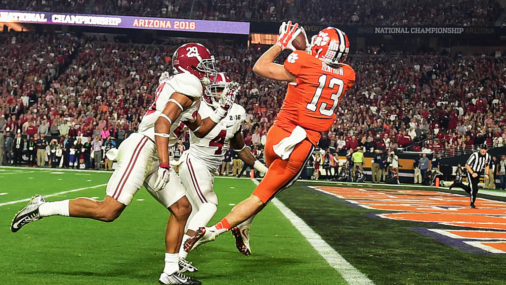 renfrow-hunter-11116-usnews-getty-ftr_1leil9a2eoc371ji6tcq5g6xdk.jpg