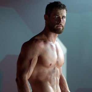rs_600x600-170816071713-600.chris-hemsworth.81617.jpg