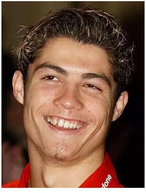 true-rate-ronaldo-soccer-player-v0-h4l5wj8t78rc1.jpg