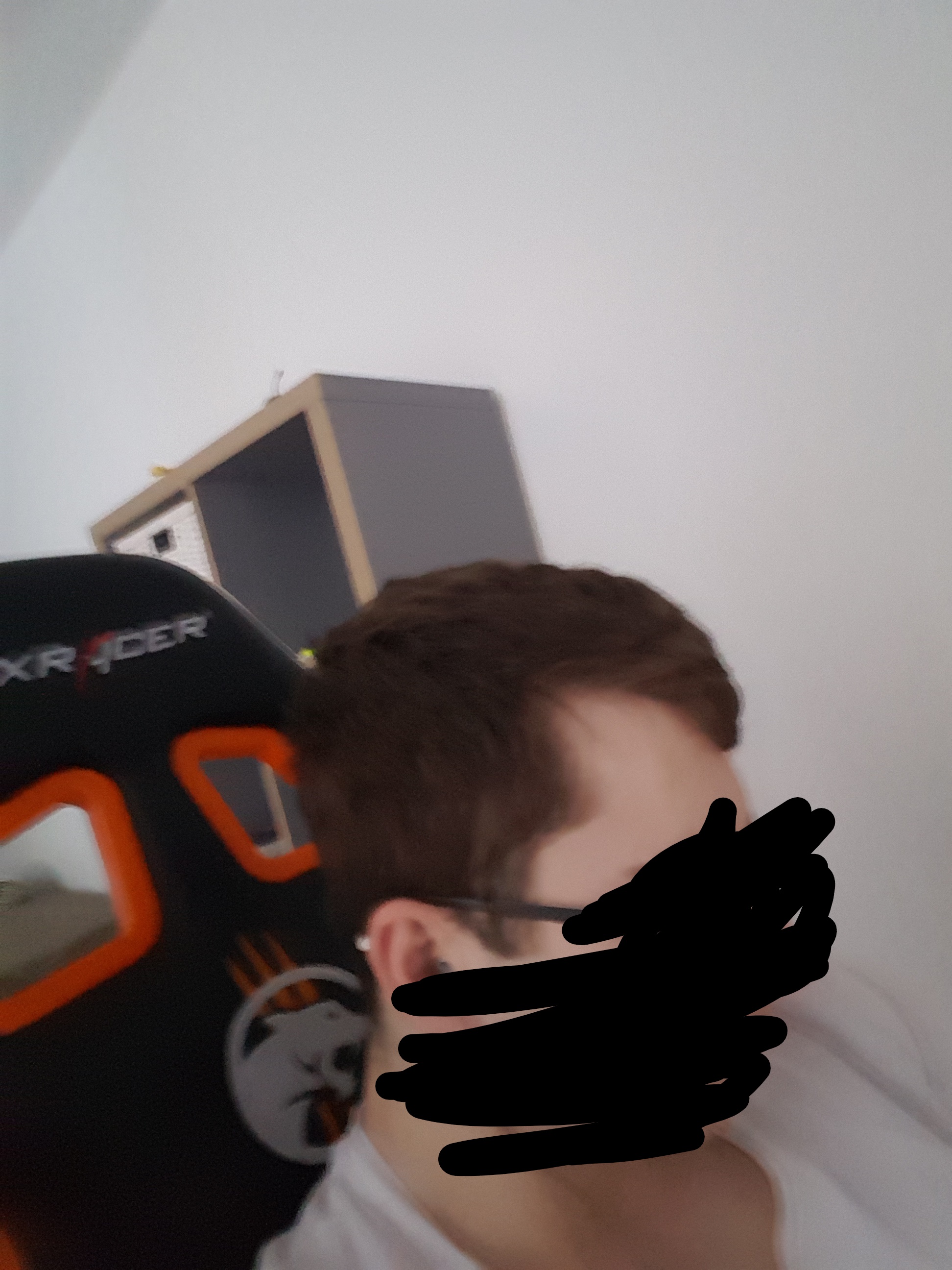 AB0gTRM.jpg