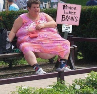 Funny+Fat+Lady_1.jpg