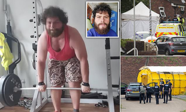 www.dailymail.co.uk